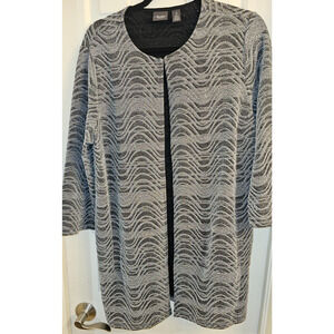 NWOT Chico's Travelers Silver Mettalic Cardigan Size 2 (12-14) Very GENEROUS Cut